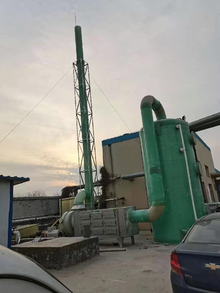 安丘玻璃钢吸收塔生产厂家生产的玻璃钢吸收塔将越来越受到重视！